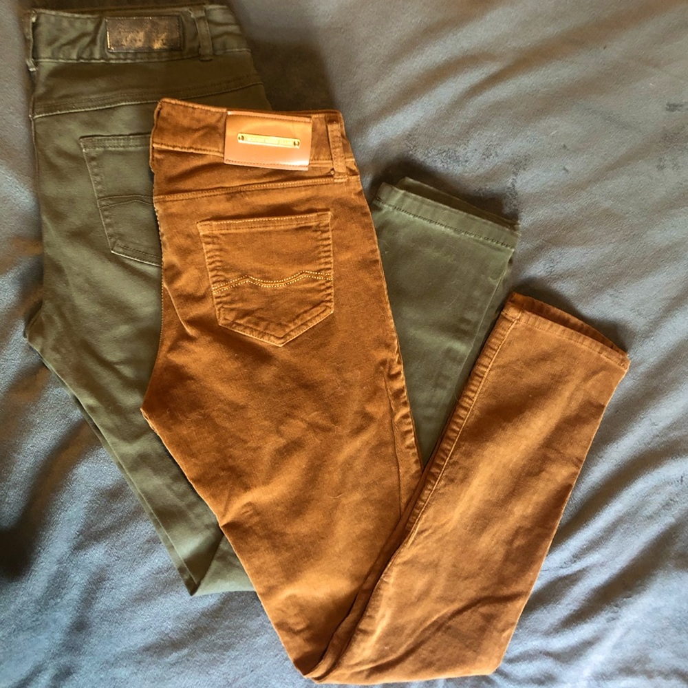 2x pairs of Jeans